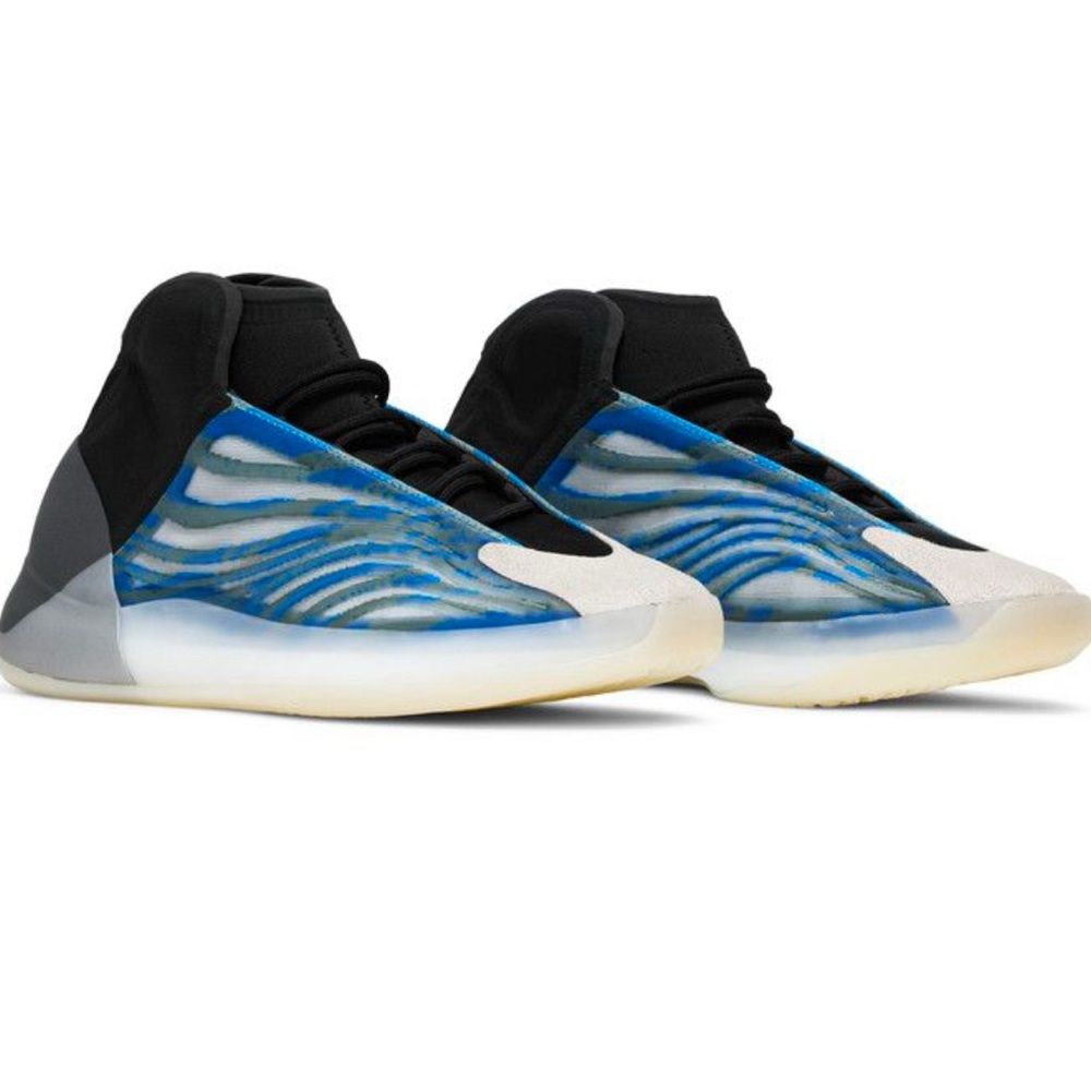 Brand new Yeezy Quantum . GOAT VERIFIED